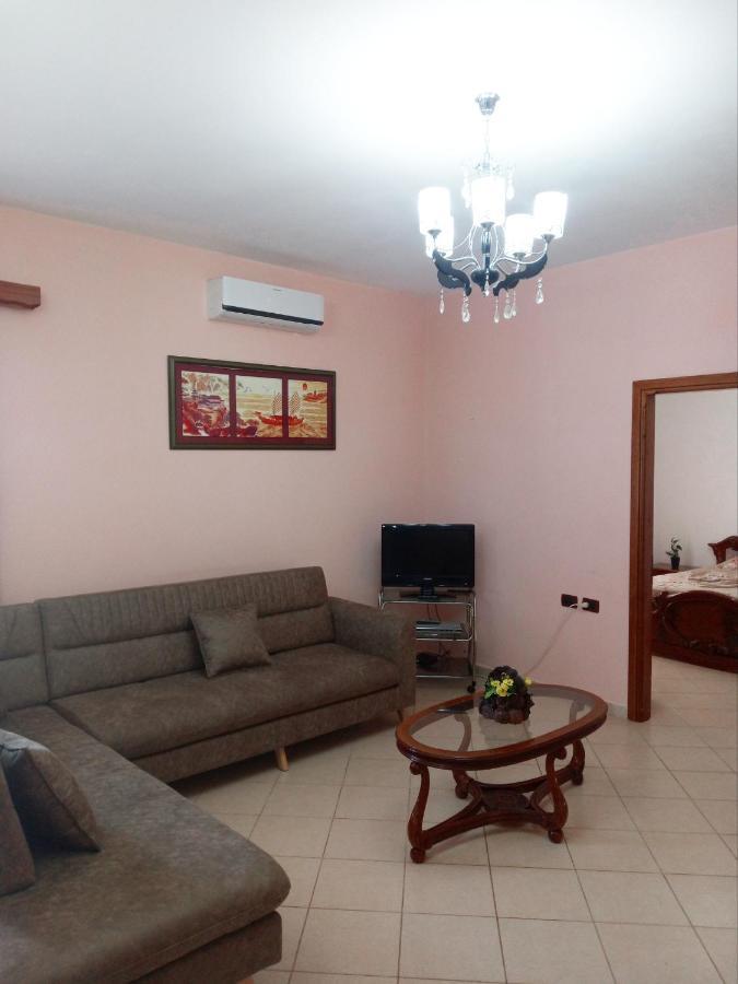 Eli's Apartament *
