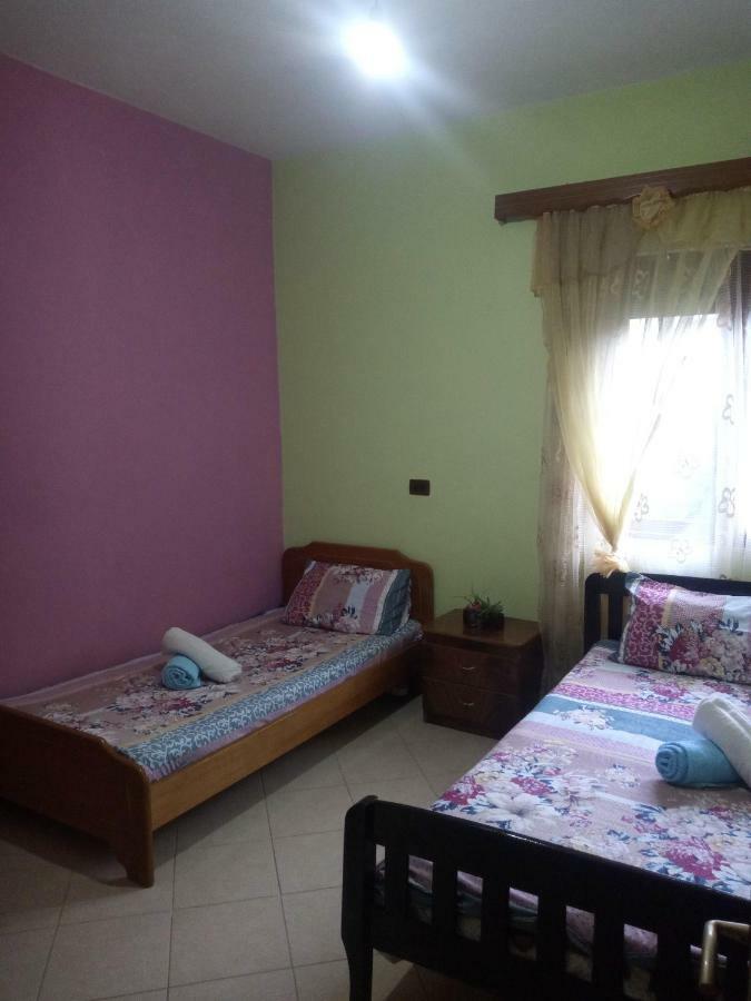 Apartament Eli's